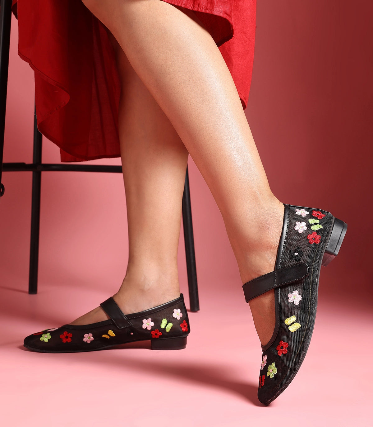 Becoming - Mesh Cushioned Shoes - Black