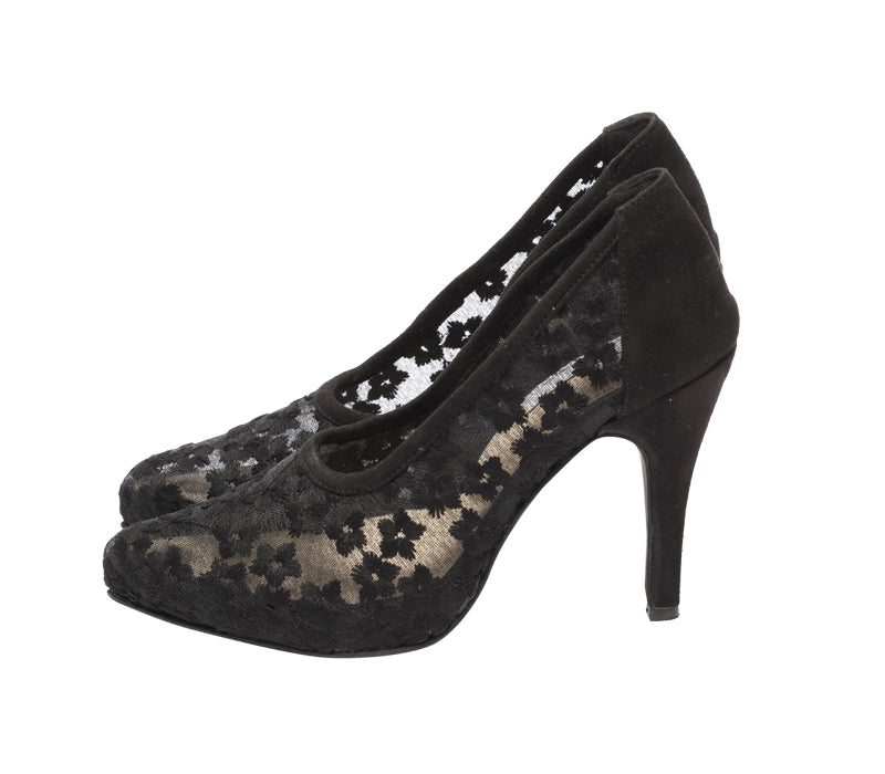 Dark Desire Hand-Embroidered Pump Black