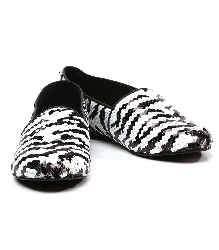 Not In Color Sequen Work Black and White Slipons