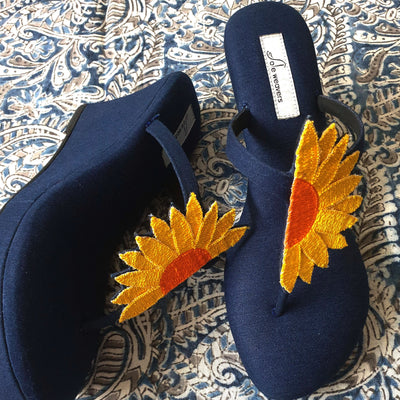 <strong>For Varsha</strong> (Size – EU 35)